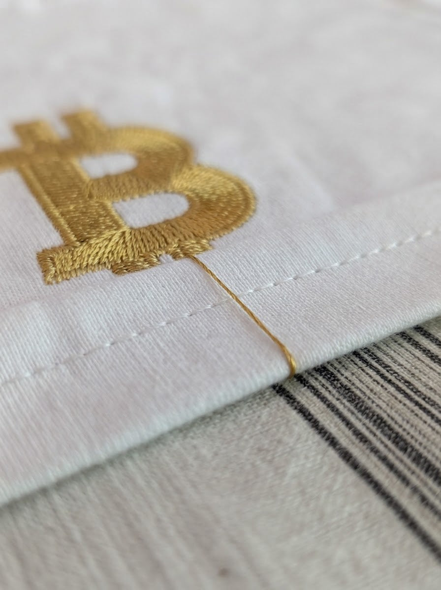 Classic Gold Bitcoin Graphic T-Shirt